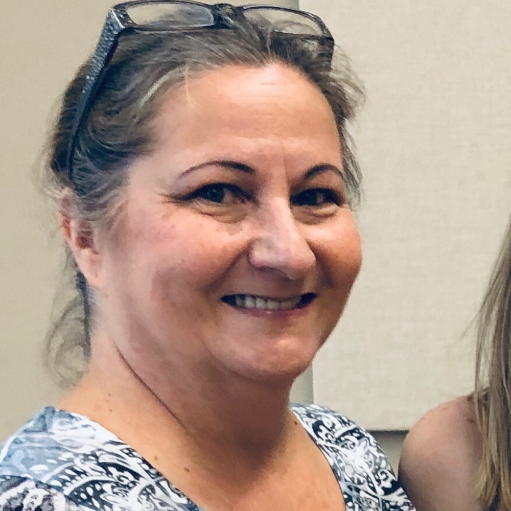 Meet your Posher, Linda